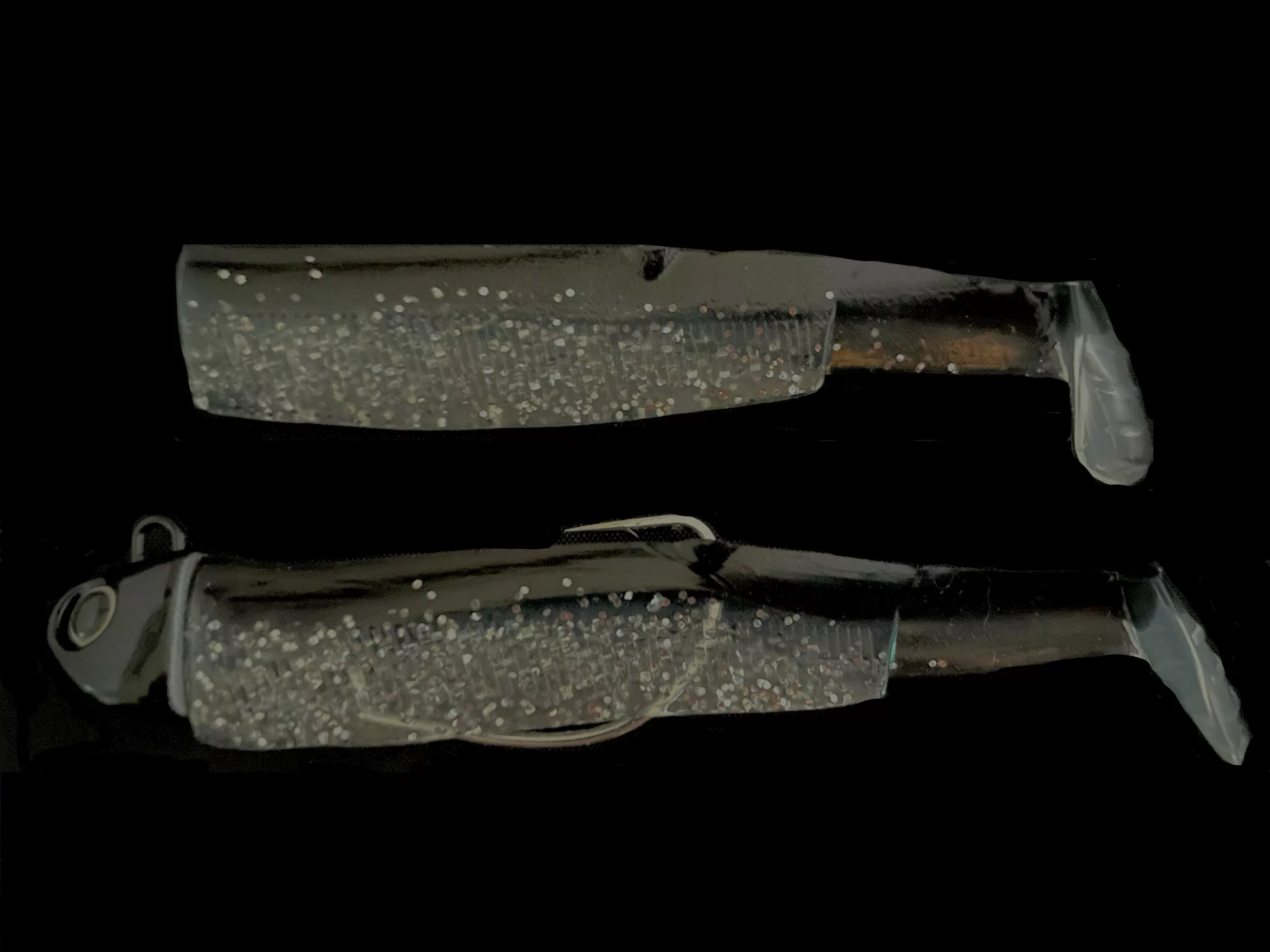 K-Boom Minnow Combo 100 Black/silverglitter 18gr 4 K-Boom Minnow Combo 100 Black/silverglitter 18gr - Afbeelding 2